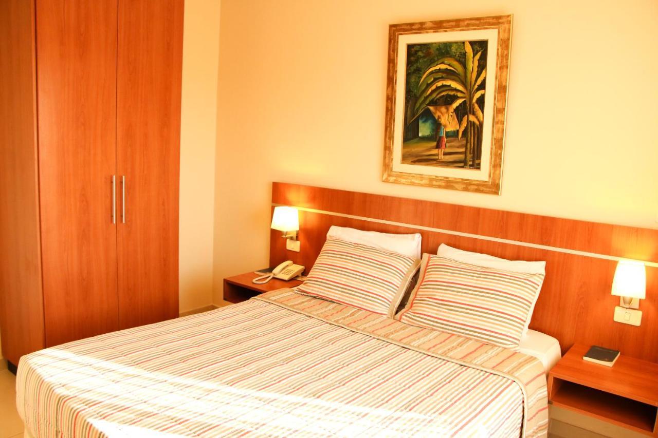 Olimpo Hotel & Suites Itauguá Exterior foto